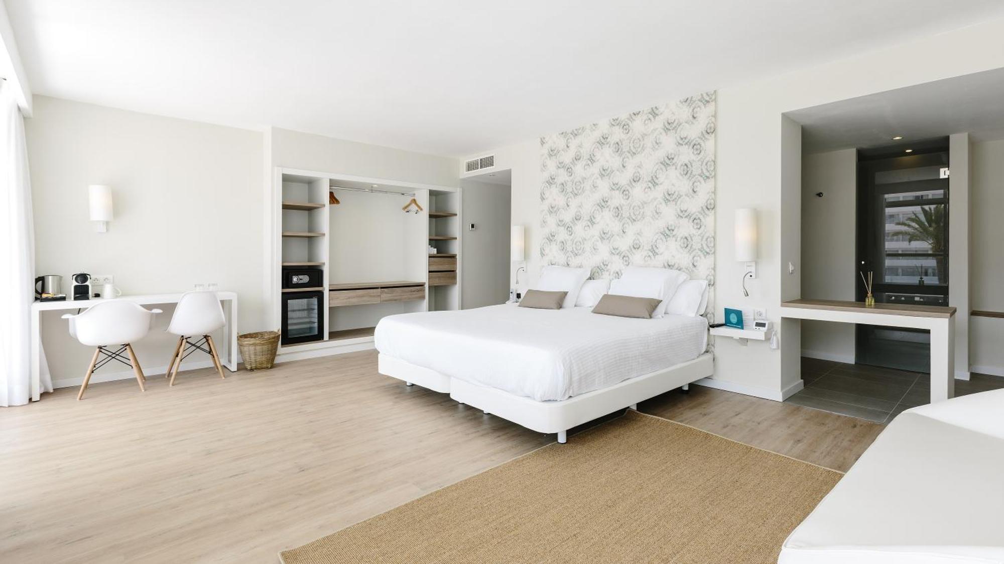 Aluasoul Ibiza - Adults Only Ξενοδοχείο Es Cana Εξωτερικό φωτογραφία